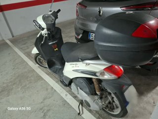 Piaggio Scooter Blanco