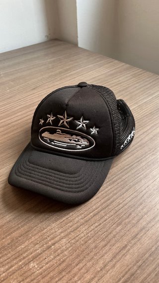 Gorras Negras con Diseño
