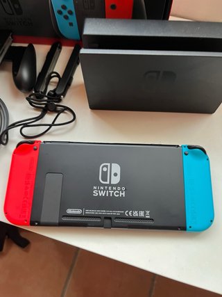 Nintendo Switch Azul y Rojo