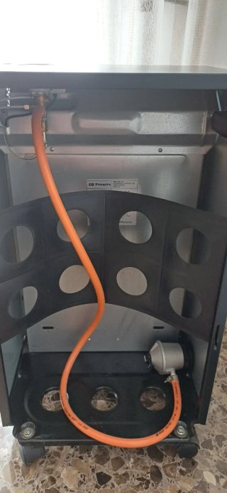Estufa de gas Orbegozo