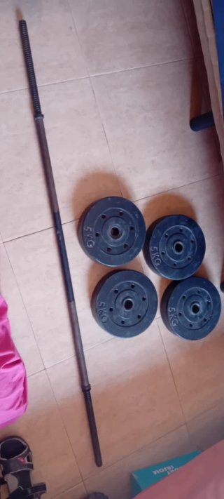Barra y discos de pesas 5kg