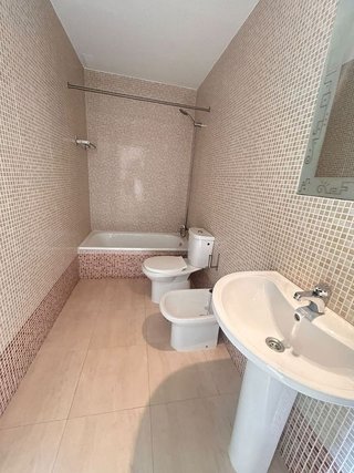Casa adosada en venta en Palomares del Río