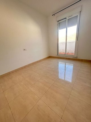 Casa adosada en venta en Palomares del Río