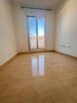 Casa adosada en venta en Palomares del Río