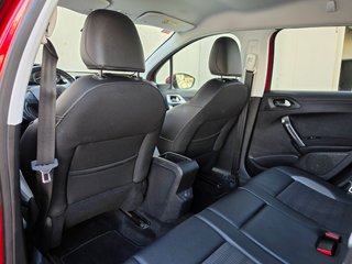 Peugeot 2008 con muy poco kilometraje.