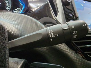 Peugeot 2008 con muy poco kilometraje.