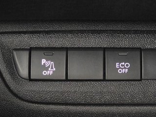 Peugeot 2008 con muy poco kilometraje.