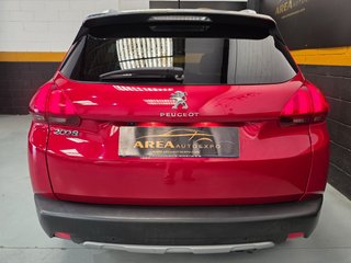 Peugeot 2008 con muy poco kilometraje.