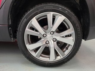 Peugeot 2008 con muy poco kilometraje.