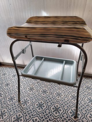 Bañera y cambiaror chicco para bebé