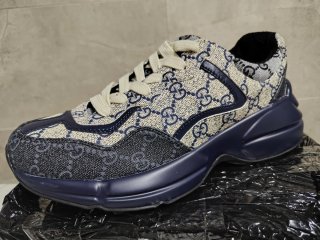 Zapatillas Gucci Rhyton lona GG Supreme