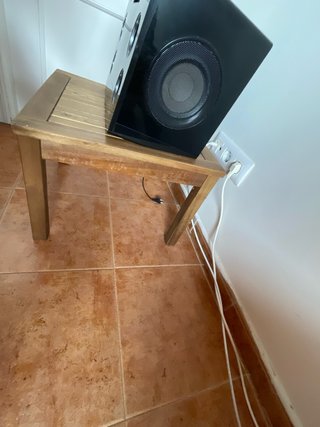 Mesita auxiliar de madera