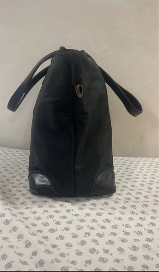 Borsa tote nera in tessuto e pelle
