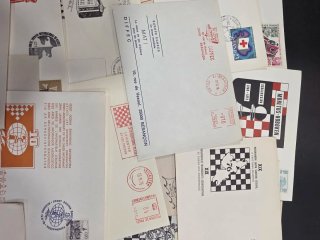 Lote de más de 100 sobres postales con sellos