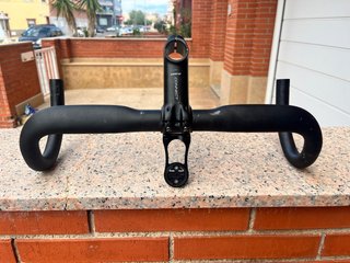 Manillar Syncros 42 con potencia 90mm + soporteGPS