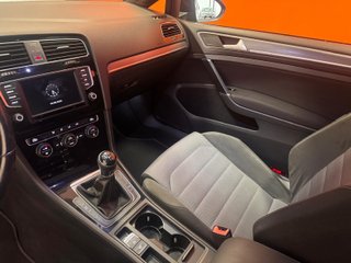 Volkswagen Golf 1.6 R-LINE SPORT