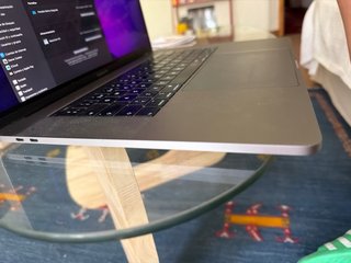 MacBook Pro 15” i7 32GB 512GB 6 Núcleos (2018)