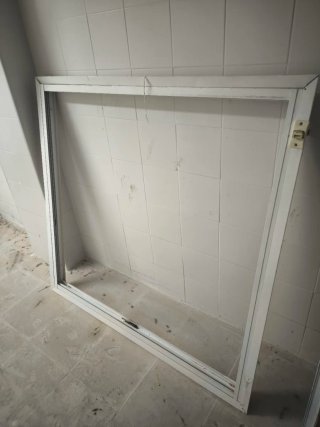 3 ventanas:medidas,alto 131 x 125 de ancho