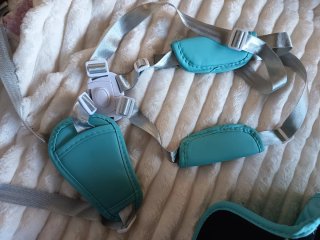 Funda y asiento trona Peg con arnés