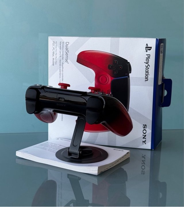 Como Nuevo Mando PS5 DualSense Techno Red Hyperpop