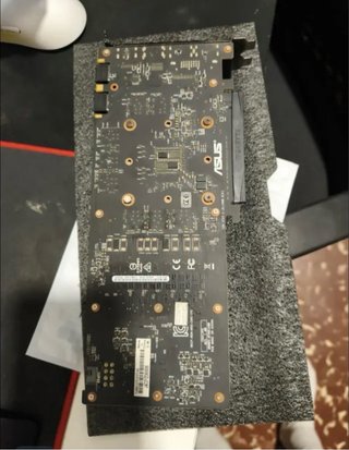 Scheda Grafica ASUS GTX 1070 Ti