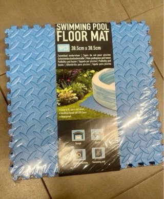 Suelo para piscina azul
