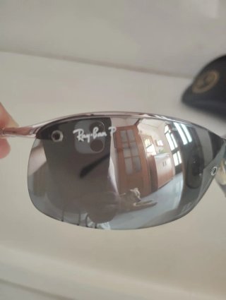 Gafas de sol Ray-Ban plateadas y negras