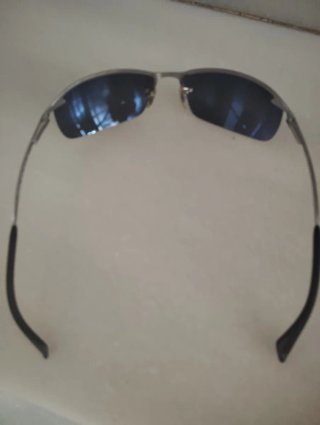 Gafas de sol Ray-Ban plateadas y negras