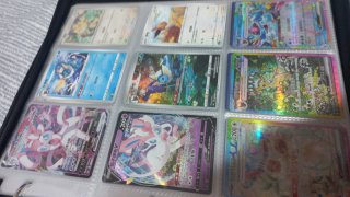 Carte Pokémon Vaporeon e Sylveon