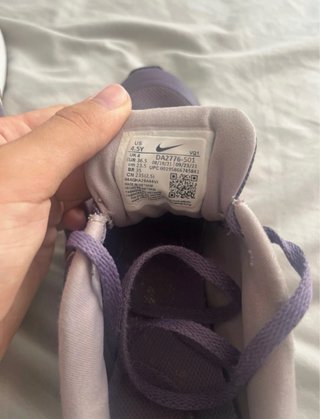 Zapatillas Nike Moradas y Grises