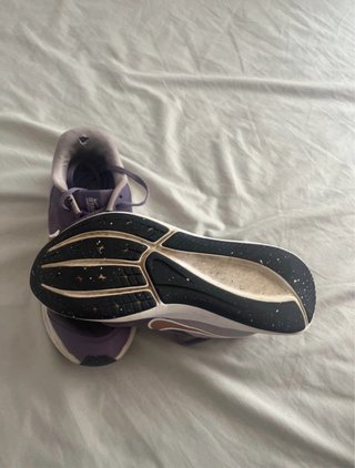 Zapatillas Nike Moradas y Grises
