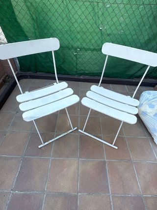2 Sillas de Metal Blancas Plegables