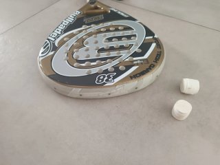 Pala de pádel Bullpadel 38 Carbon