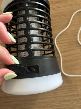 Lámpara antimosquitos y moscas