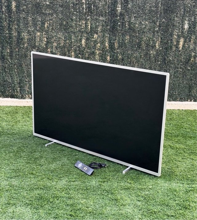 Smart TV Philips 55” 4K UHD 55PUS6554/12 HDR Dolby