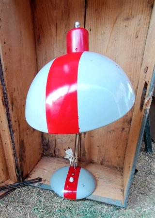 Flexo / Lámpara de mesa
