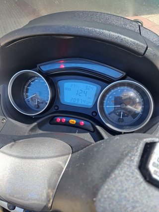 Piaggio Mp3 500 Gris