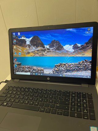 Portátil HP 250 G6 Notebook PC