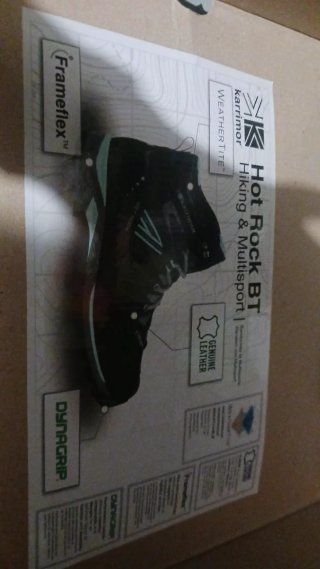Botas de montaña Karrimor mujer negras y turquesa.