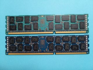 2 MEMORIE RAM 2X8GB=16GB. PC3L/DDR3L ECC