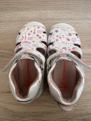 Sandalias Biomecanics Talla 22