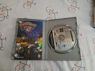 10 Juegos PS2:  cada uno cuesta 10 euros