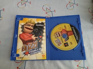 10 Juegos PS2:  cada uno cuesta 10 euros