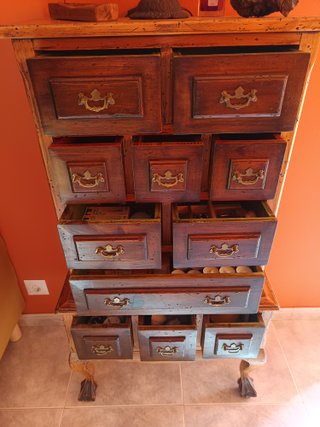 Antiguo Cajonero Restaurado