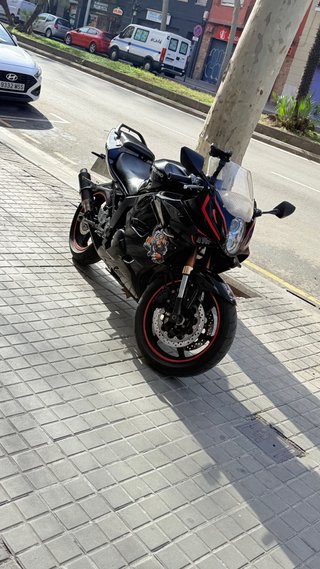 Hyosung Moto Deportiva Negra
