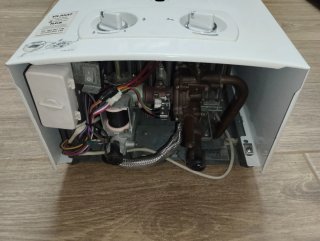 Calentador Neckar Gas Butano 10L Blanco