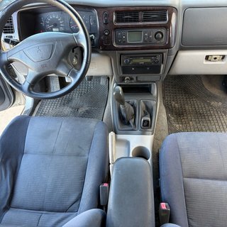 Mitsubishi Montero 2003