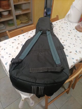 Funda mochila para guitarra