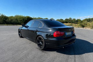 BMW SERIE 335i
