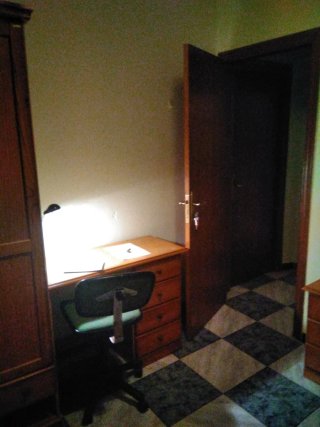 Se vende piso en Cádiz.